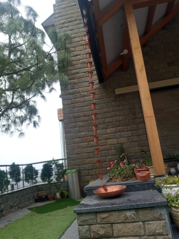 Ridge Scallop Cups Rain Chain - Alternative for Plastic Rainwater Down Pipe - Image 6
